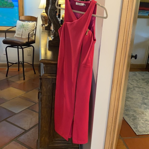 5th & Mercer fuchsia pink dress with slit - Picture 7 of 7